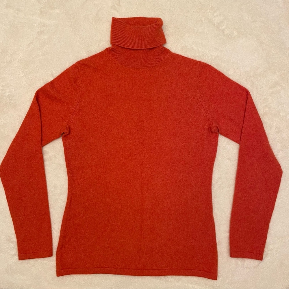 Banana Republic Cashmere Turtleneck Sweater